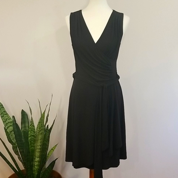 41 Hawthorn Dresses & Skirts - NWT Faux Wrap Sleeveless Dress